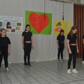 плесна 
група ученица 4. разреда