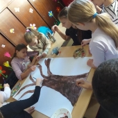 Кад се мале руке сложе, све се може