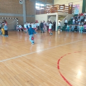 да лопта не испадне